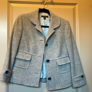 Banana Republic jacket in good condition, beautiful weaved 80% wool fabric